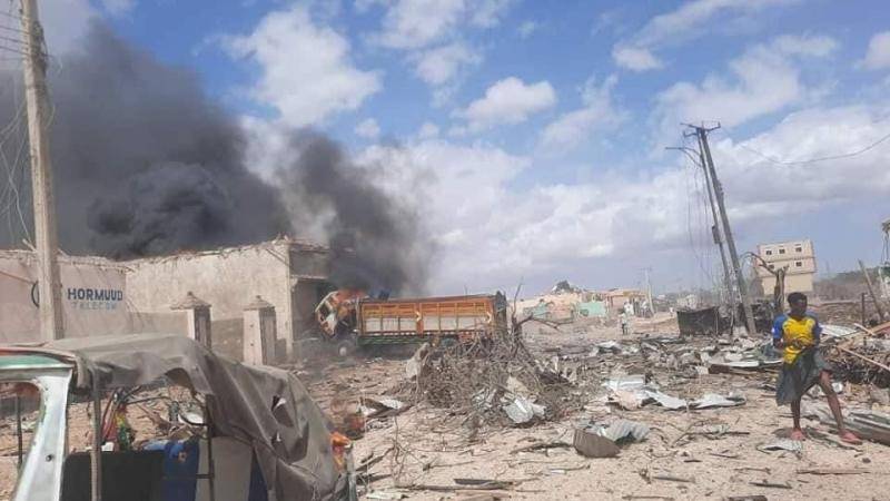 30 قتيلا بانفجار شاحنة مفخخة في الصومال