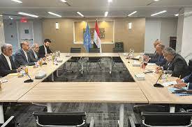 مصر وإيران تبحثان سبل تطوير العلاقات الثنائية