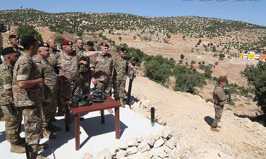 العماد عون: بفضلكم سيذكر التاريخ أن الجيش أنقذ لبنان