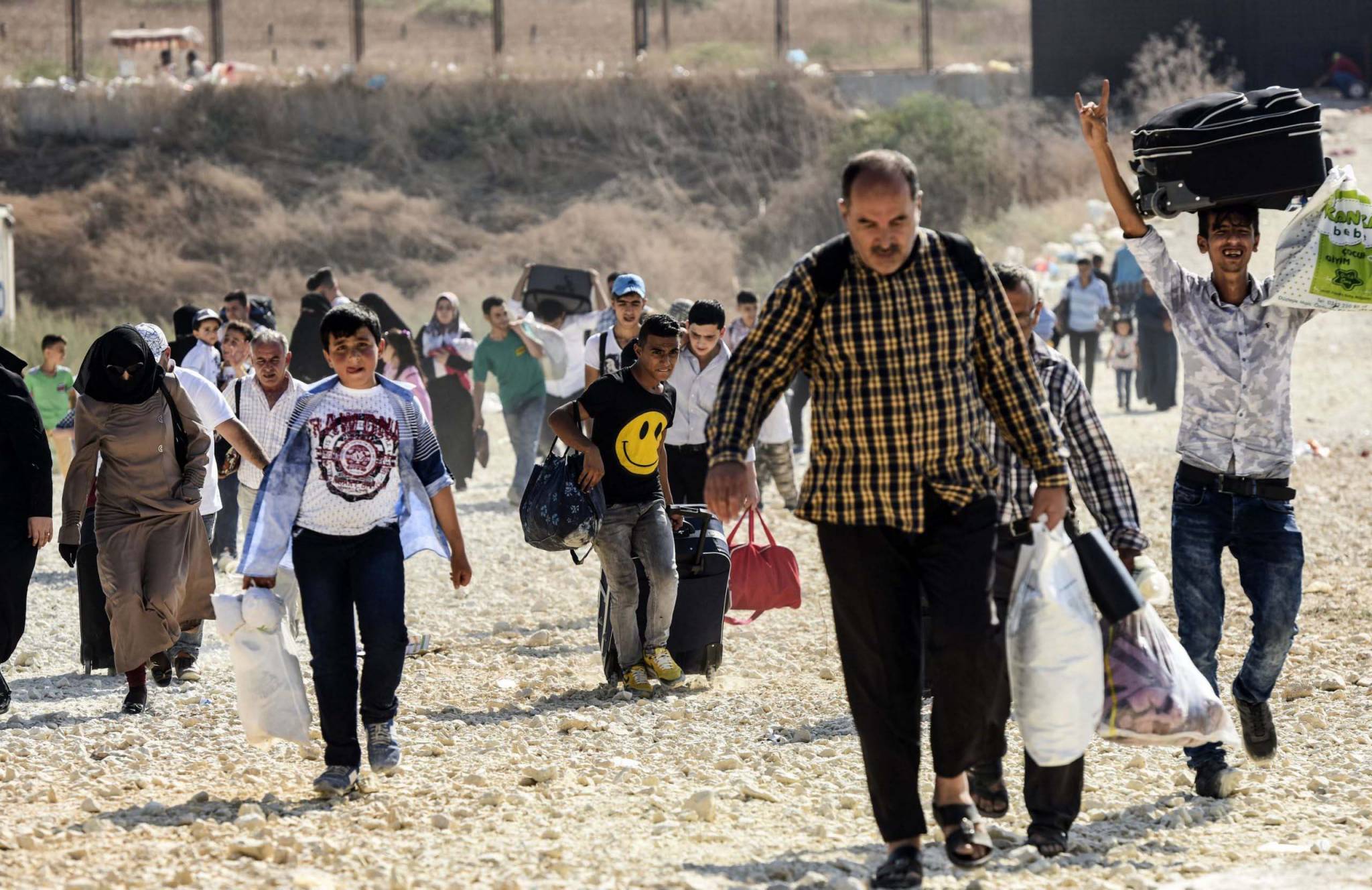 موجات النزوح تجدّدت والتفتيش عن إرهابيين... تعثر تسليم المطلوبين في عين الحلوة
اللجنة الخماسيّة ستعقد اجتماعاً ثانياً... وموفد قطري في بيروت بعد لودريان
هل أخذت الرياض القرار بإنهاء «المرحلة الحريريّة» في الدولة؟ جهات سياسيّة وموقع «نوعي» دعموا اللواء عثمان