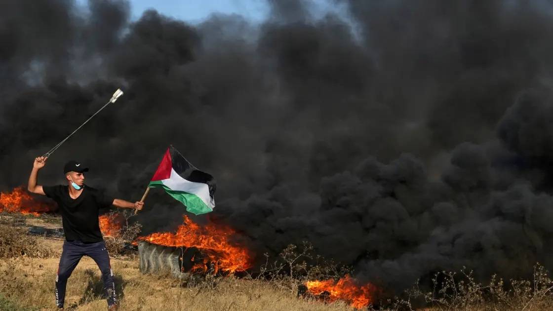 في أحدث أعمال عنف قوات الإحتلال... ضربات جوية "إسرائيلية" على قطاع غزة ووقوع إصابات