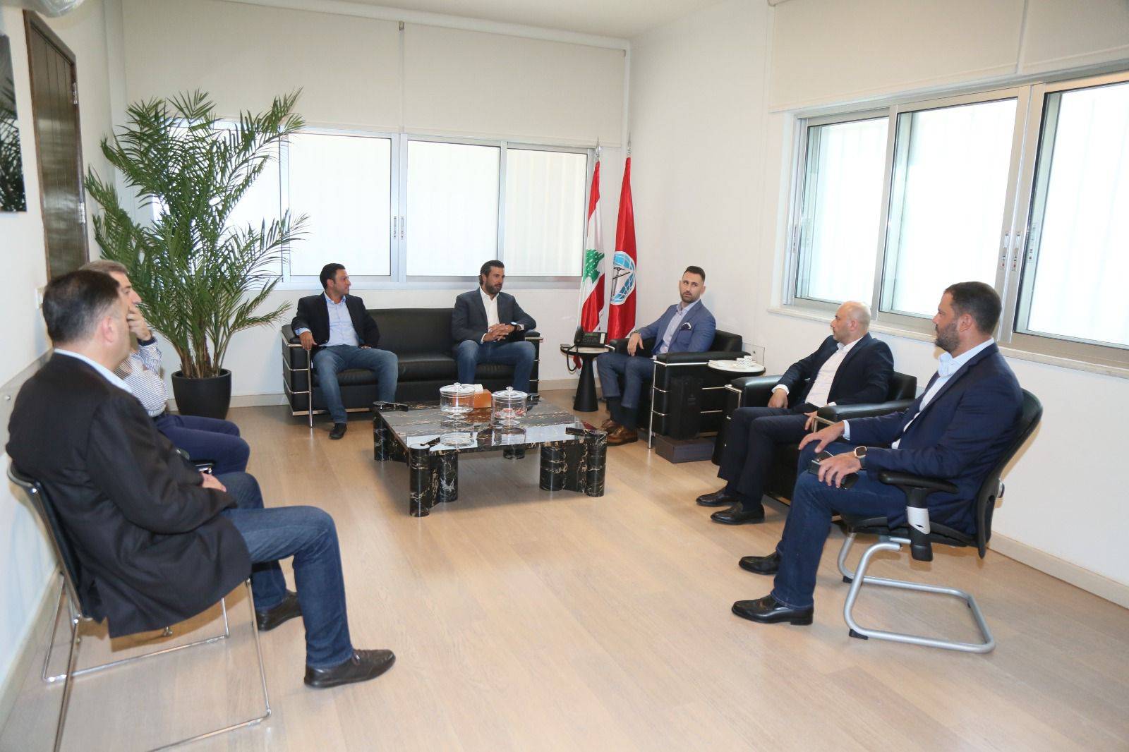 كبارة يلتقي جنبلاط : الحوار هو السبيل الوحيد للوصول الى إنتخاب رئيس للجمهورية