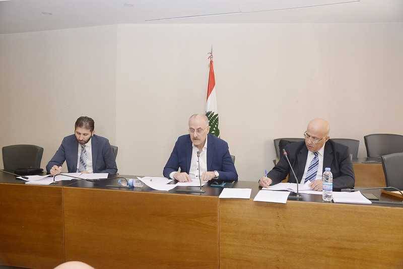 عبد الله بعد اجتماع "لجنة الصحّة": لعدم
التهاون في موضوع تفلّت سوق الدواء
