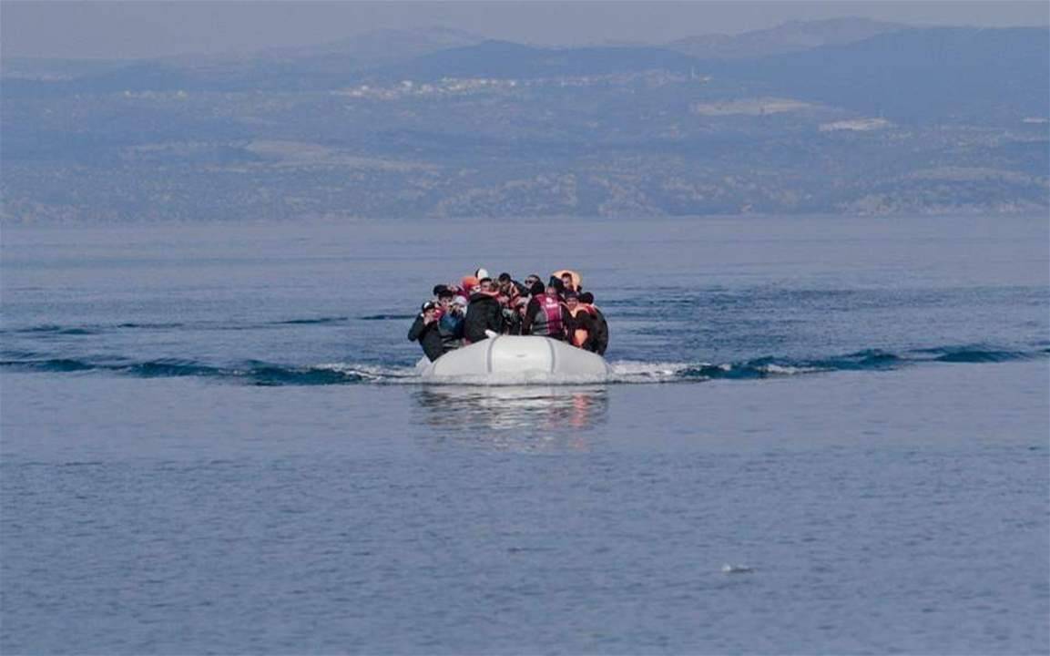 فقدان الإتصال بقارب انطلق من عكاّر فجر اليوم