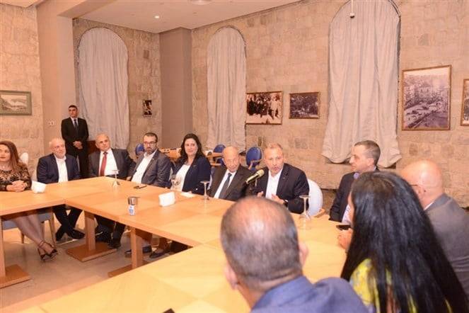 باسيل من البقاع: وضع البلد يتطلّب منّا أن نتطلّع الى برنامج "الرئيس المقبل"
خسرنا ٣٣ عاماً بسبب عدم إقرار اللامركزيّة... ورفضنا النزوح لخلفيّة وجوديّة