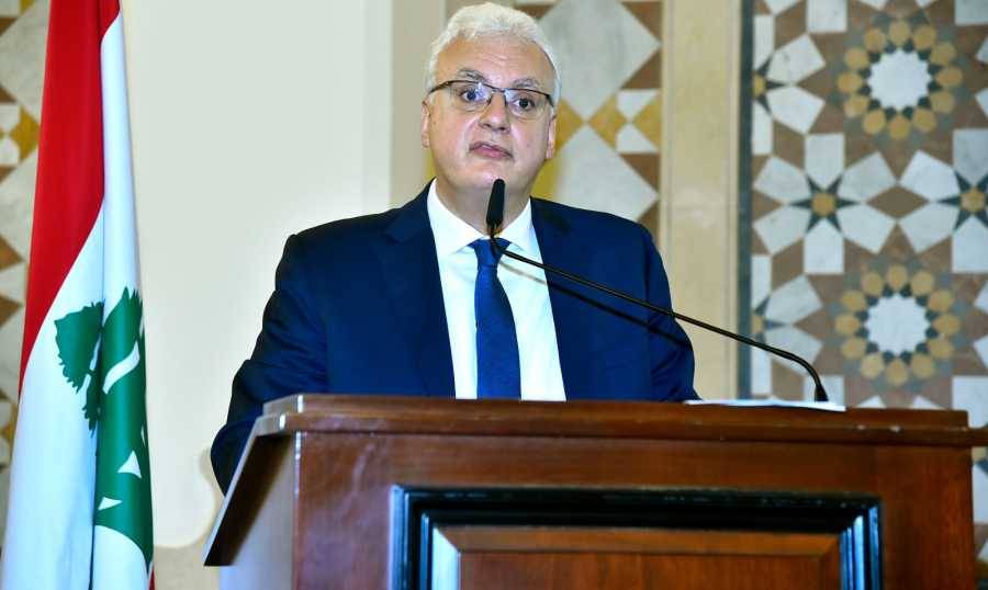 القرم يكشف: "600 ألف مشترك"

في شبكات الانترنت غير الشرعية
