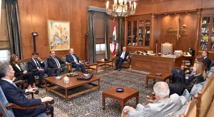 بري عرض التطوّرات مع زوّاره
كسبار: كان متعاوناً في كلّ القضايا المطلبيّة