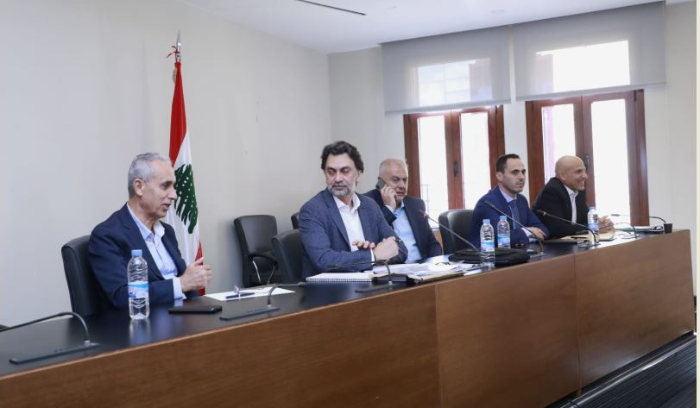 لجنة تقصي الحقائق عن النافعة بدأت

في تجميع المعلومات حول التلزيمات