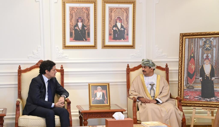 التقى نظيره العماني... وزار مديريات "الإعلام"
مكاري: صناعة فكريّة دمجت التراث والحداثة