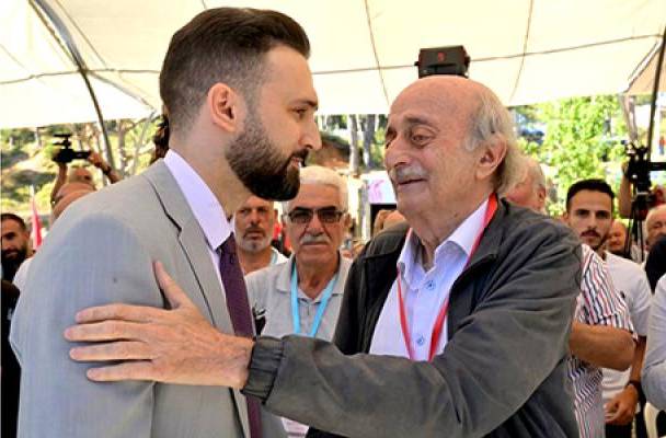 القيادة الإشتراكيّة الجديدة... بقاء الثوابت وتعديلات طفيفة بالأداء
شراكة مع الأحزاب المسيحيّة... وتمايز عن المعارضة بالحوار فقط