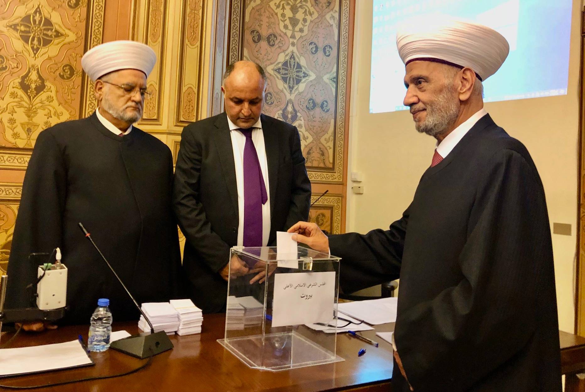إنتخابات "الشرعي الإسلامي الأعلى" تثبّت قوّة "المستقبل"... عمل سياسي علني!