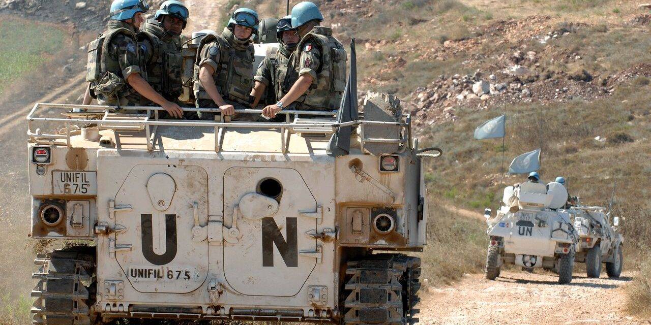 القوات الإسرائيليّة أطلقت الرصاص على دراجات ناريّة عند الحدود
الجيش يتحرّك... و"اليونيفيل": قمنا بتعزيز وجودنا لتجنّب التصعيد