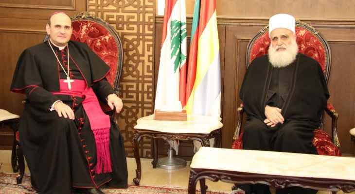 أبي المنى استقبل السفير البابوي
وتأكيد على أهميّة العمل من أجل السلام