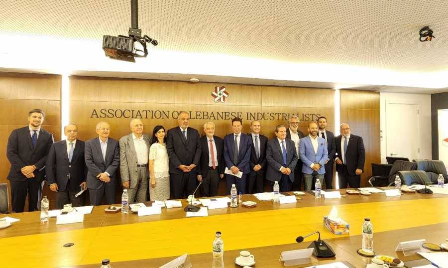 البعثة الاقتصادية والتجارية الفرنكوفونية في جمعية الصناعيين

بوشكيان: لمشروع يجعل لبنان "هونغ كونغ" فرنسا