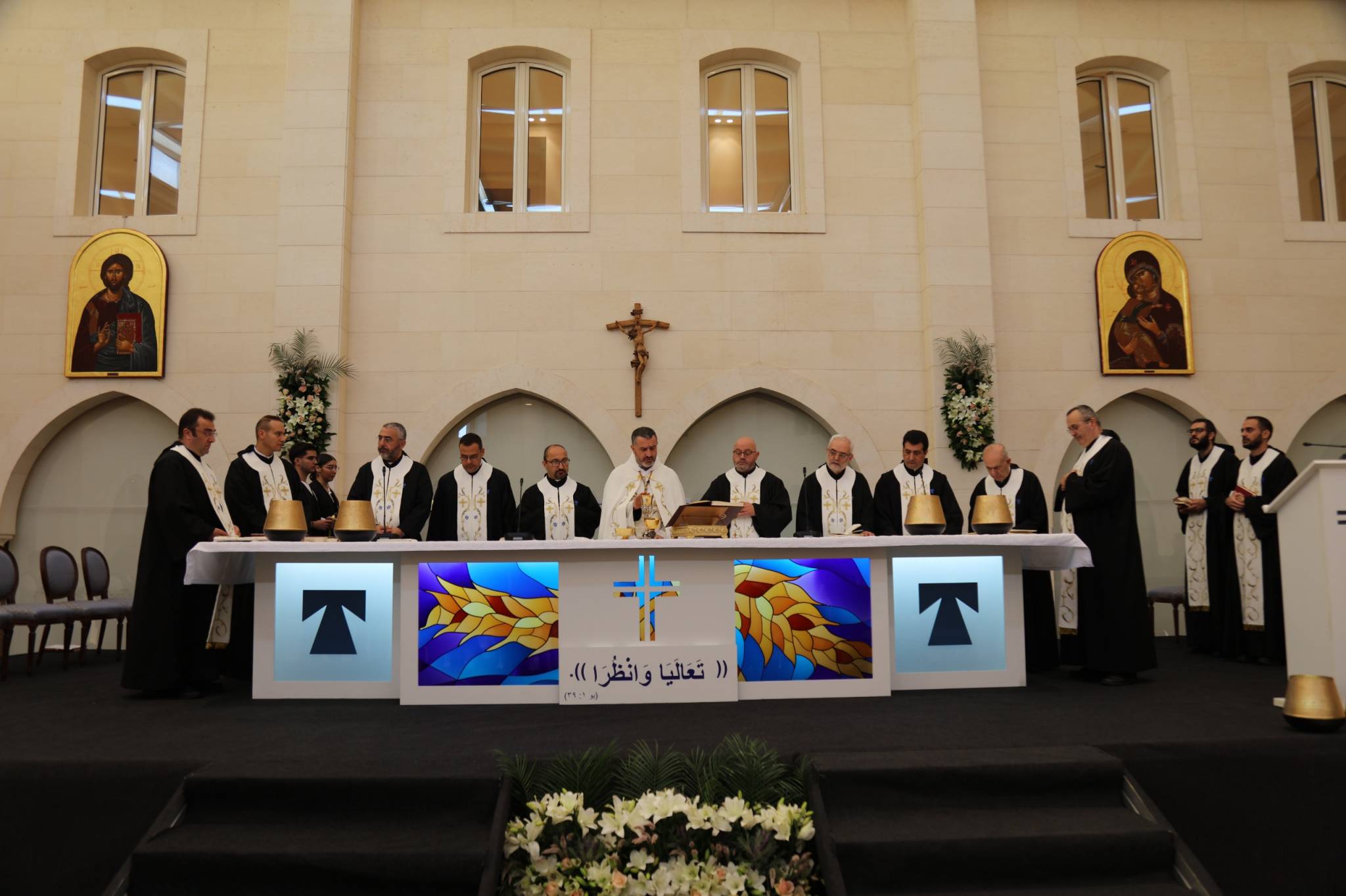 الجامعة الأنطونية تفتتح عامها الدراسي بقداس احتفالي