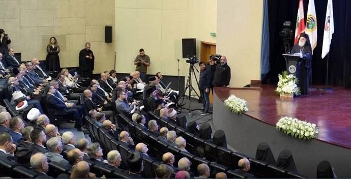 إفتتاح المؤتمر العلمي في "البلمند"
يوحنا العاشر: نحن أبناءُ هذه الأرض
ولا نسعى لحمايات أجنبيّة فيها