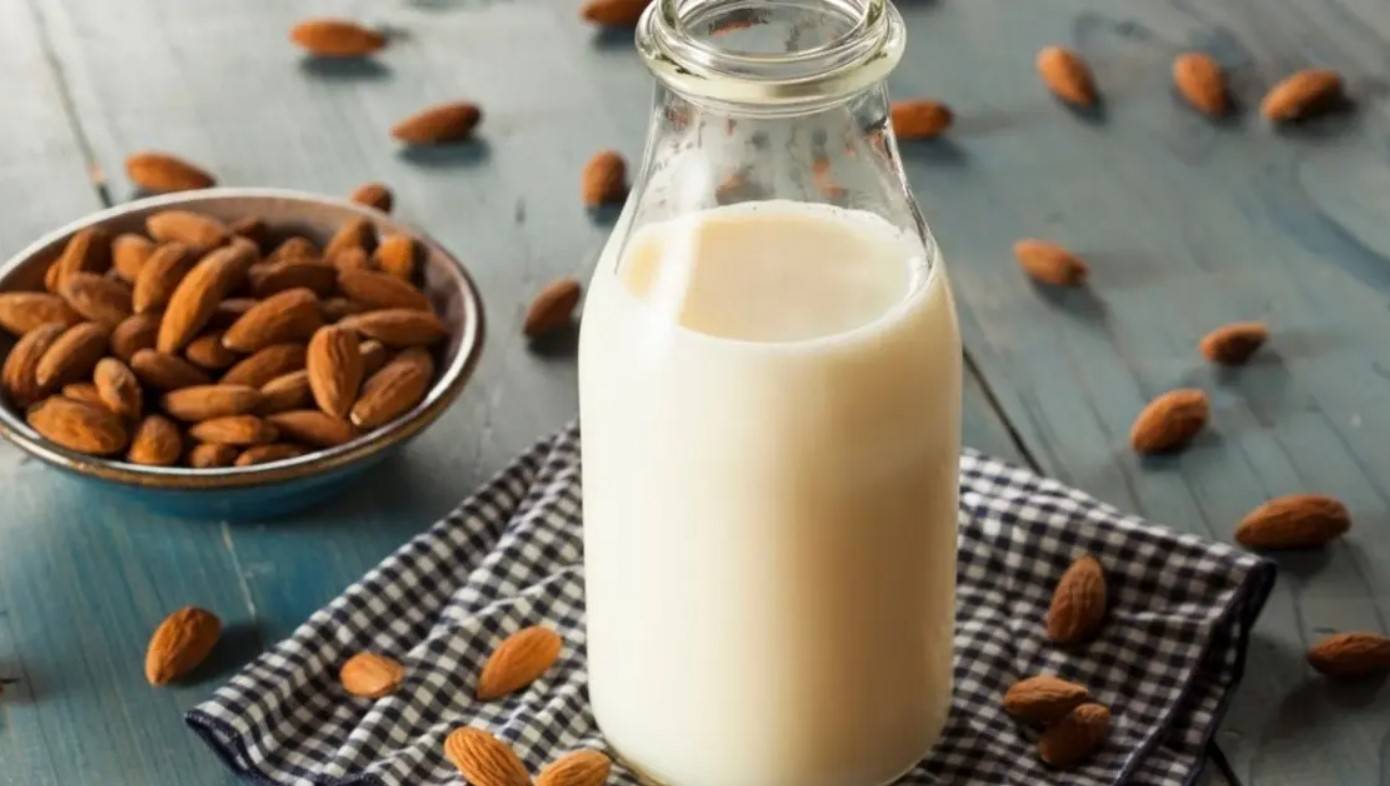 آثار جانبيّة صادمة لحليب اللوز!