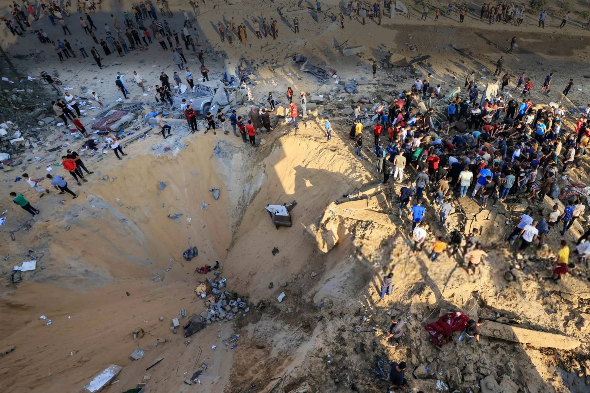 الاتصالات تسابق الزمن... حلول سياسية أم حرب مفتوحة؟
القسام : لدينا 250 اسيراً «اسرائيلياً»... والعدوان البري لا يُرهبنا