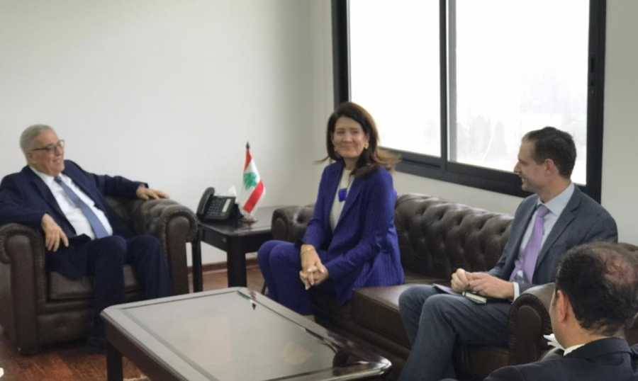إجتماعات واتصالات ديبلوماسيّة في "الخارجيّة"
بوحبيب: لبنان غير راغب بالتصعيد