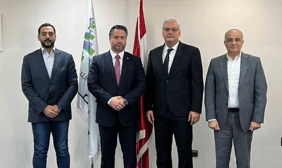 الإنترنت غير الشرعي" بين القرم وسلام