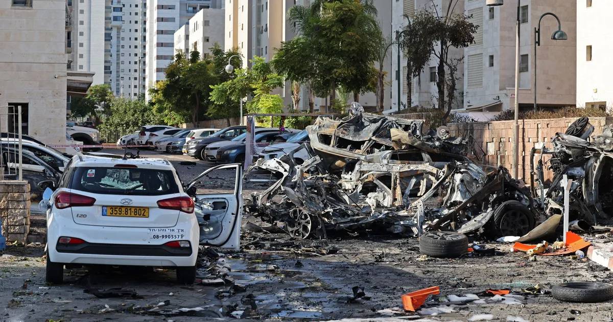 "إسرائيل" تدخل "الخراب الثالث"...
حزب الله يشارك في حرب استنزاف العدو الإسرائيلي... وبايدن يحضر لإنقاذه