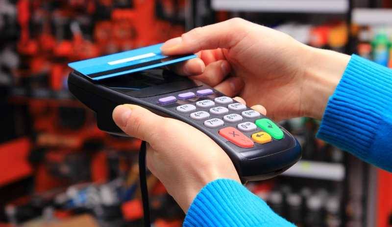 العمل من المنازل إزدهر في لبنان لأسبابٍ كثيرةٍ

وبين الموظف والشركة.. مصلحة مُشتركة