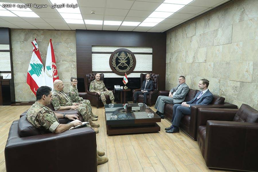 قائد الجيش بحث التطوّرات جنوباً
مع وفد من الكونغرس الأميركي