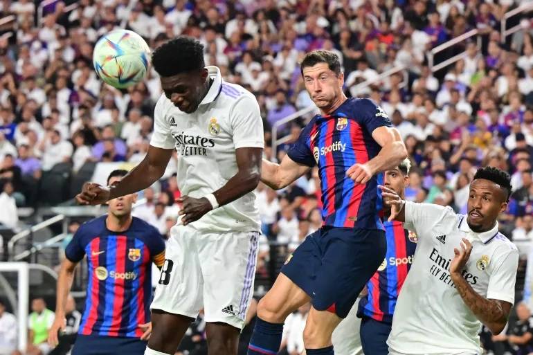هل تعود العلاقات؟... قرار "استثنائي" قبل كلاسيكو برشلونة وريال مدريد