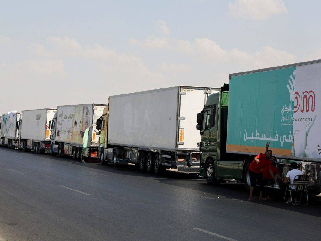 ليس مشمولا باتفاق المساعدات
 نفاد الوقود يهدد بتوقف الحياة في غزة