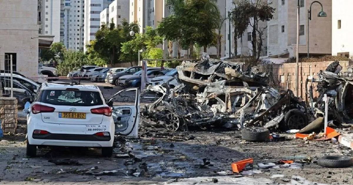 في ظلال طوفان الأقصى
نتنياهو المغضوب عليه يهرب
بالقتل ويؤخر الحساب بالدم