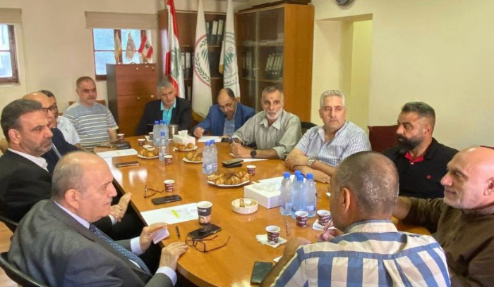 رؤساء الاتحادات العمالية: رفض الصرف التعسفي..
