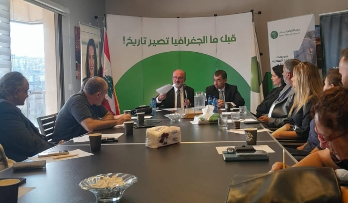 حزب الخضر: 856,4 مليون دولار كلفة التعويضات
عن أضرار البقعة النفطية جراء عدوان 2006