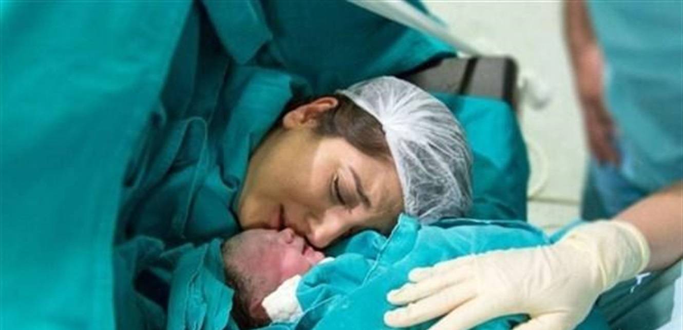 تعرفي على مزايا وعيوب الولادة الطبيعية والقيصرية