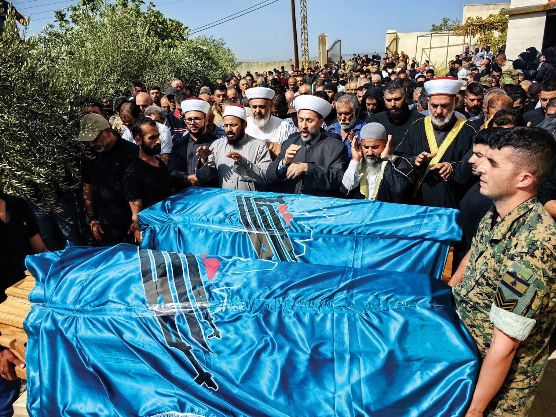 «إسرائيل» تقرّ بخسارة قدرات الرصد التجسسيّة: حزب الله قد يشلّ شمال فلسطين الى الأبد!
 الاعتداءات الإسرائيليّة تعاكس التطمينات الأميركيّة... والاحتلال يفقد عنصر المفاجأة
الحراك الداخلي دون أوهام كبيرة رئاسياً... وصيغتان لتجاوز الفراغ في قيادة الجيش؟