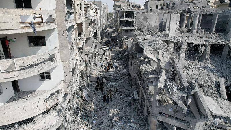 "الأطباء مرهقون".. المستشفيات في غزة على حافة الإنهيار