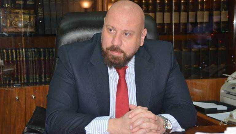 تعميم لنهرا يقضي بمنع تخزين السلع

بقصد احتكارها وتحقيق أرباح غير مشروعة