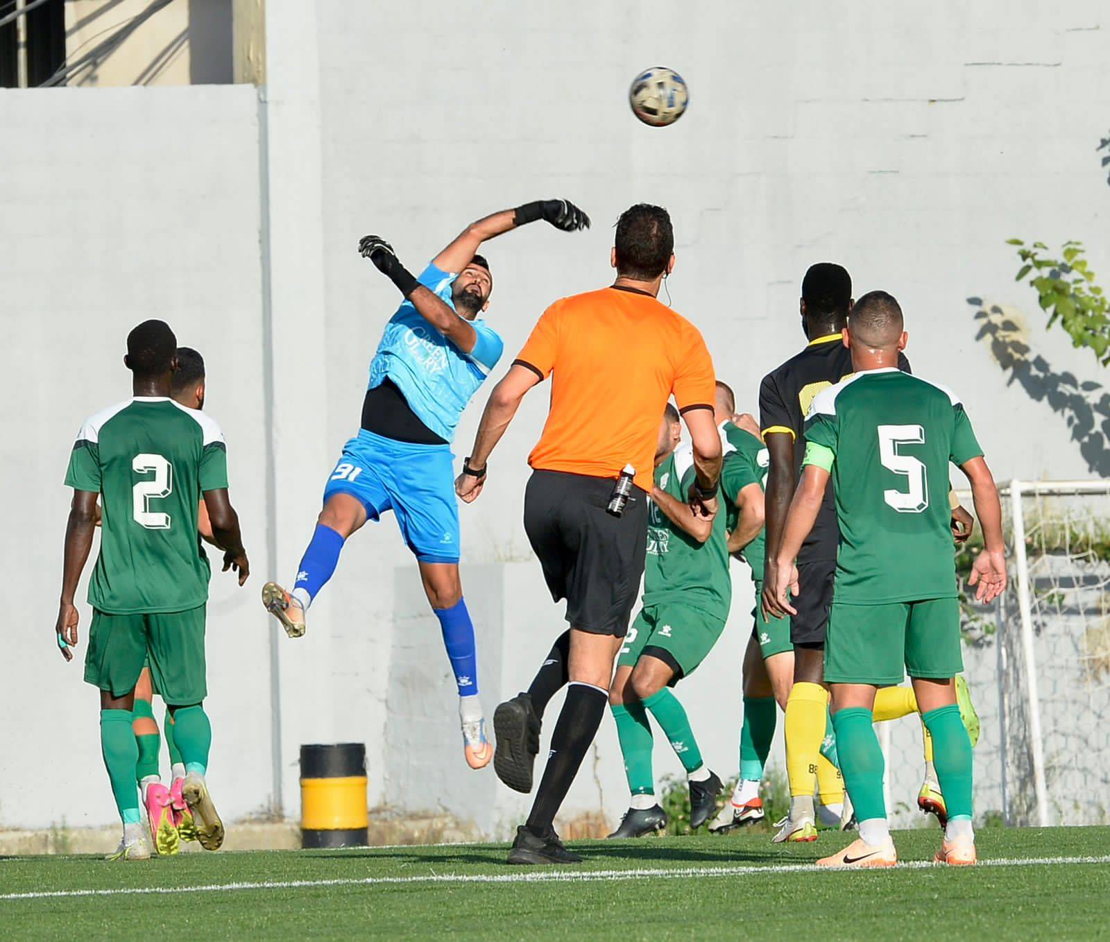 البرج يسقط الأنصار في جونية (2-0)