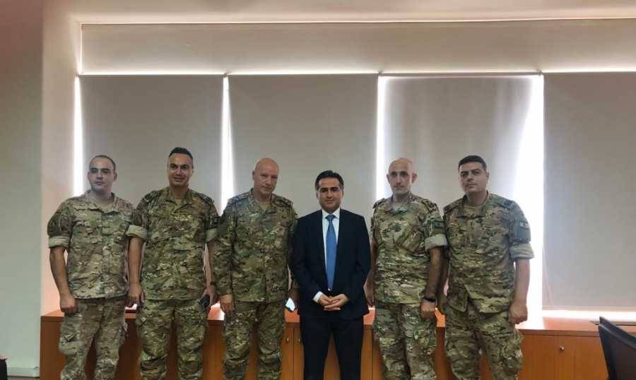 حمية يتابع مع وفد "الشؤون الجغرافية"
في الجيش مسح الأملاك البحرية