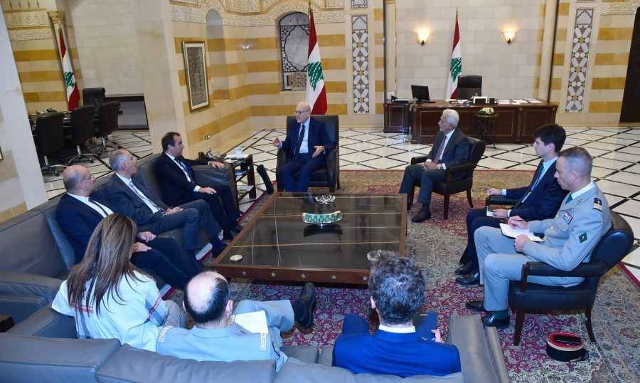 وزير الجيوش الفرنسيّة: لتتحلّ كلّ الأطراف جنوباً بالحكمة
وسنبقى ندعم القوات المُسلّحة اللبنانيّة و"اليونيفيل"