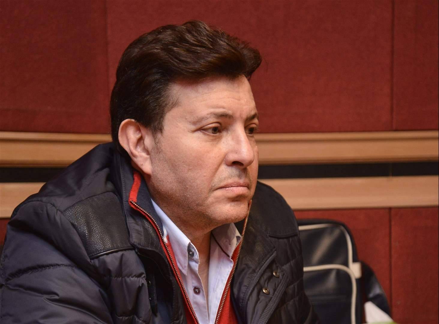 هاني شاكر يخضع لعملية جراحية وهذا وضعه الصحي