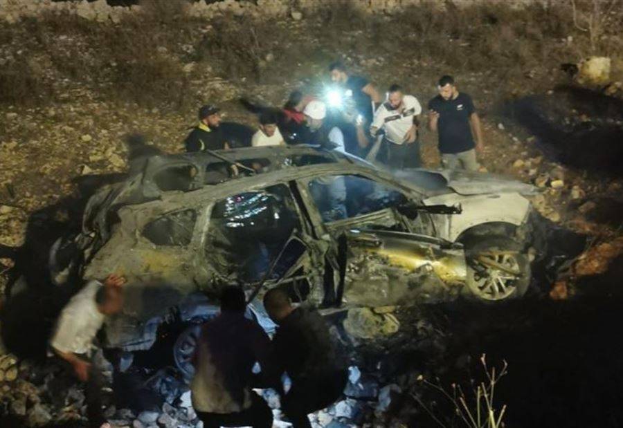 شهداء جراء استهداف العدو "الاسرائيلي" سيارة بداخلها عائلة بين عيناتا وعيترون