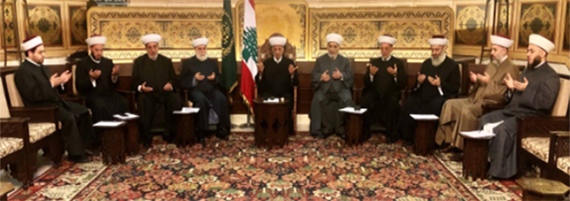 دريان يُمسك بنيابة رئاسة المجلس الشرعي واللجان المنبثقة عنه
"يُقلّم اظافر" بعض "الطامحين"... ودعم سعودي غير مسبوق له