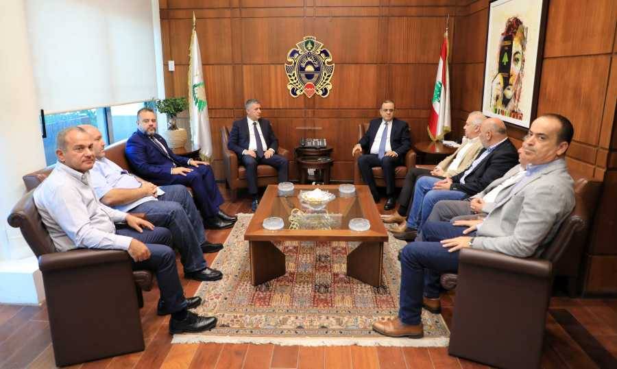 البيسري بحث ملف النزوح
مع 3 نواب من الكورة