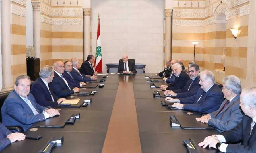 ميقاتي يتابع مع الهيئات الاقتصادية

التحديات والمشاريع الضريبية