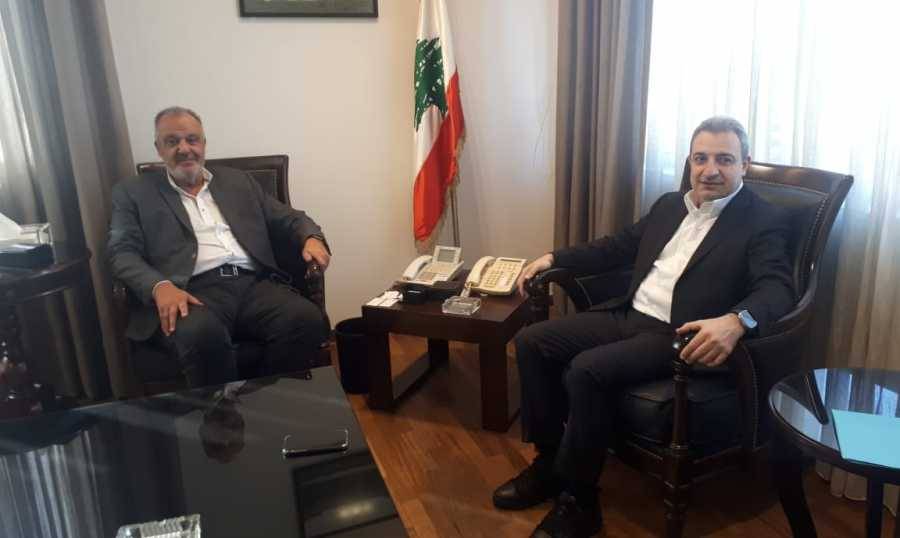 بوشكيان وأبو فاعور
بحثا اوضاع الصناعة
