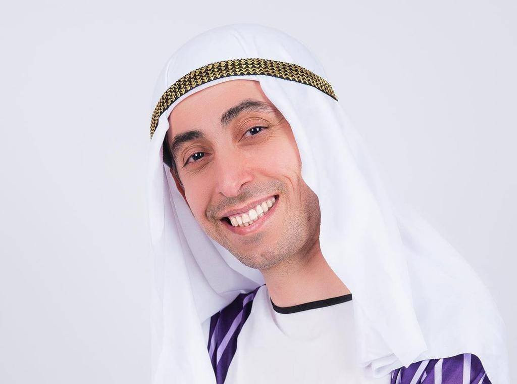 الفنان محمد عمر يكشف تفاصيل العرض المسرحي 