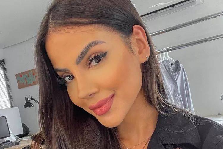 وفاة نجمة تلفزيون واقع بعد عملية تجميليّة