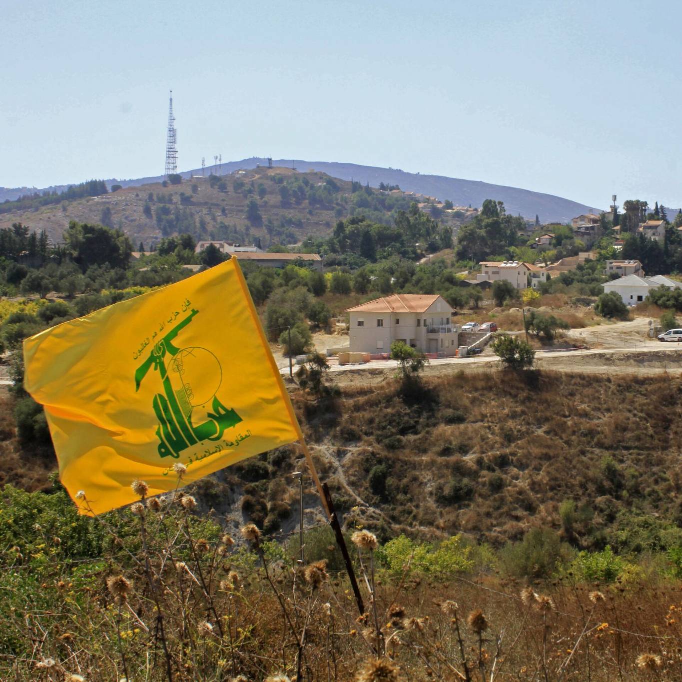 حزب الله يدين مجزرة الفاخورة ويؤكد دعمه المطلق للفلسطينيين