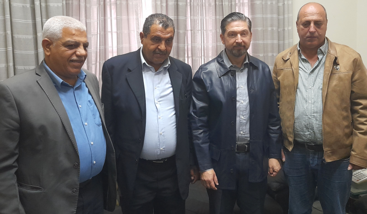 كرامي استقبل وفوداً فلسطينيّة:
عدونا واحد ونحن وإياكم إلى طريق النصر