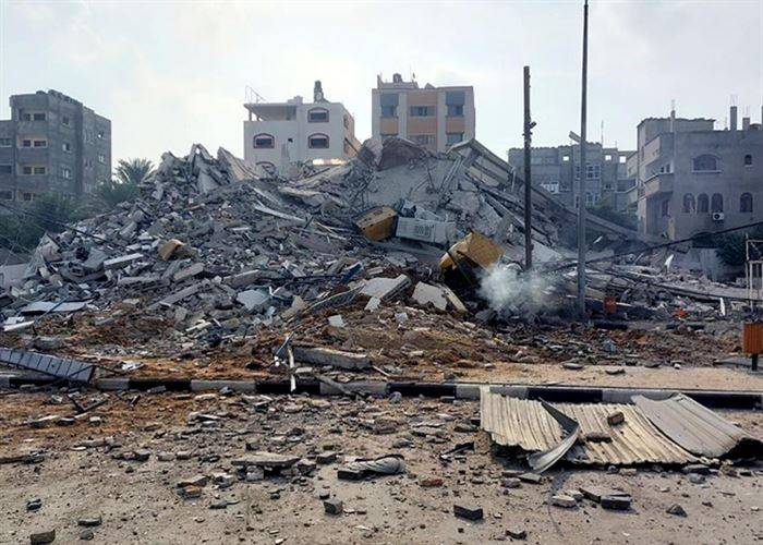 جيش الإحتلال يسيطر على ميناء غزة ويدمر نصباً تذكارياً